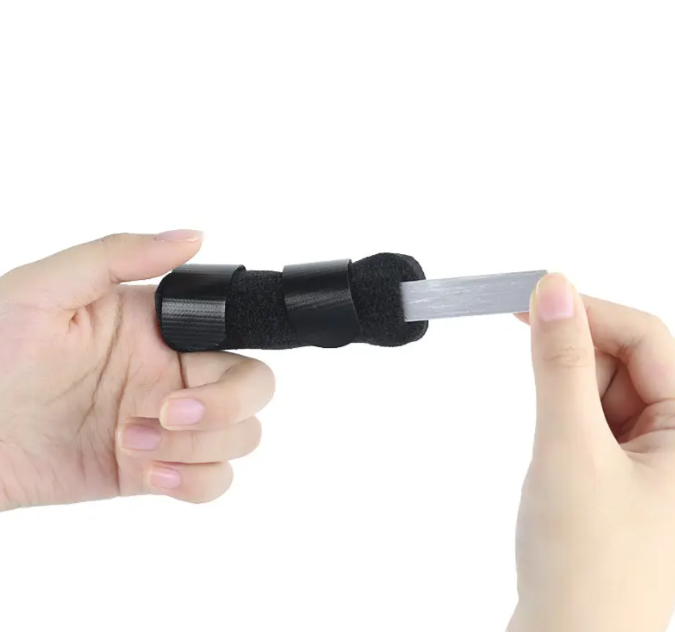 Adjustable Finger Brace